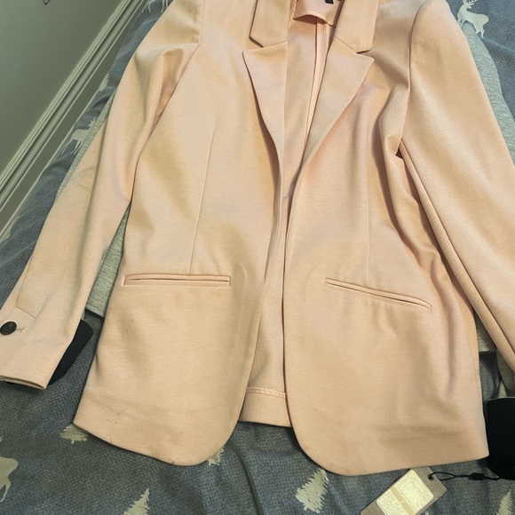 Cost and blazers - Picture 10 of 11